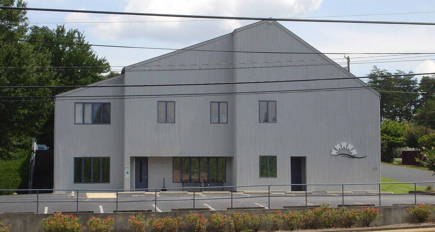 Exterior view of 770 Piney Forest dental practice in Danville